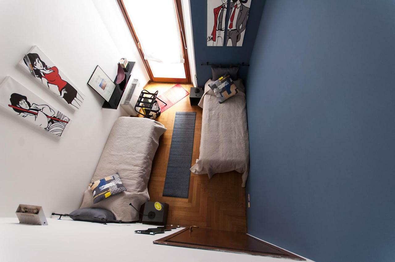 Fancy Blue Duomo Duplex Apartement Milan Exterior photo