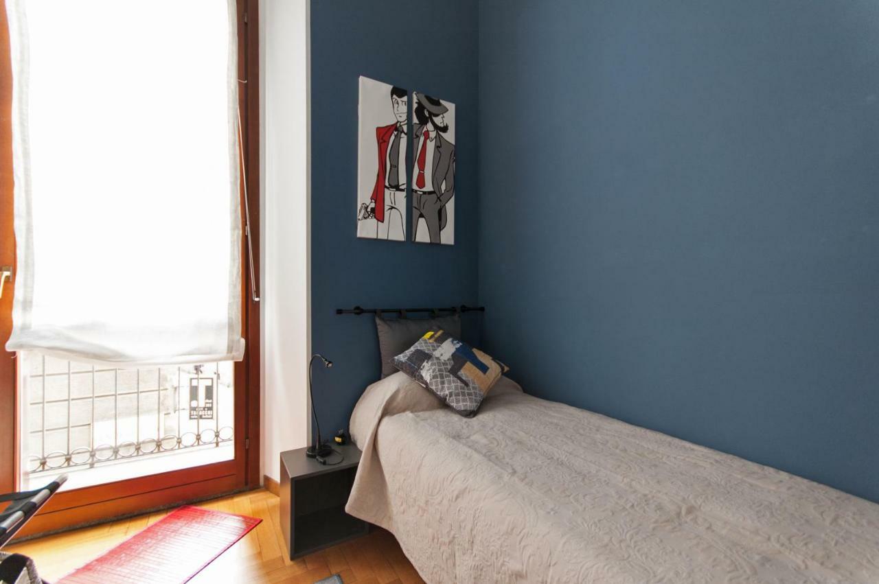 Fancy Blue Duomo Duplex Apartement Milan Exterior photo